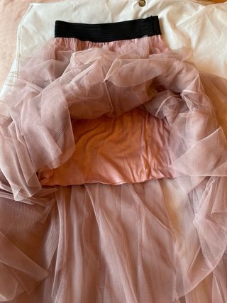 Falda tul volantes cascada rosa palo