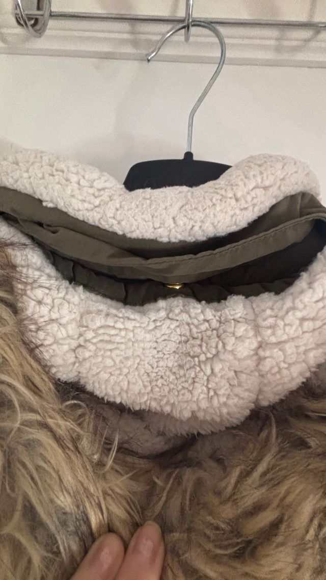 Cazadora verde H&M con capucha