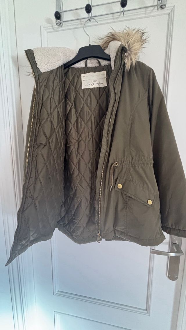 Cazadora verde H&M con capucha