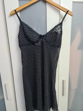 Lencería sexy lunares