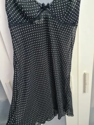 Lencería sexy lunares