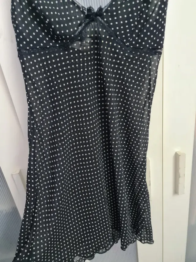 Lingerie sexy com bolinhas