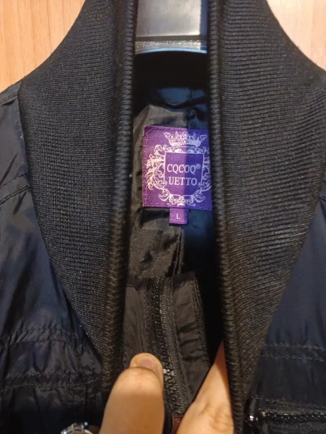 Chaqueta unisex negra. Super cómoda