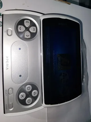 Sony Xperia Play Argento/Bianco