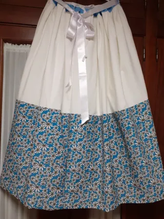 Zagalejo huertana flores azul y blanco