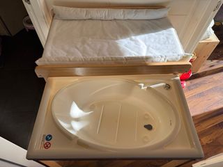 Cambiador bañera y almacenaje