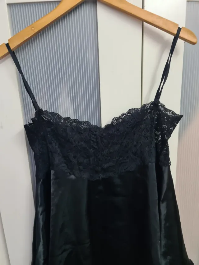 Camisão curto de lingerie sexy com renda