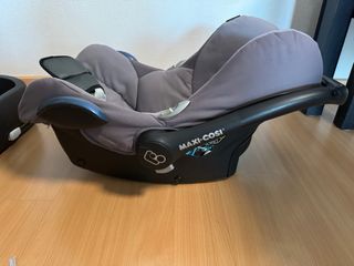 Maxi-Cosi CabrioFix Silla Coche+ 2 Bases+2parasol