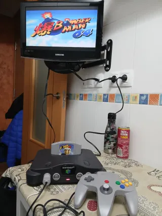 Consola Nintendo 64 Negra y Gris