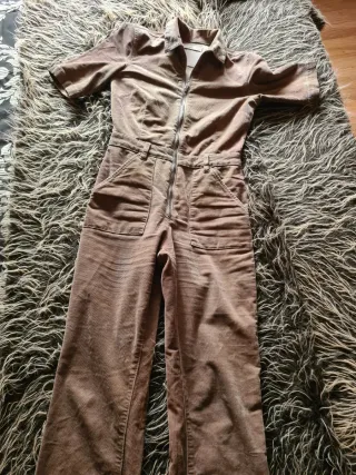 Mono manga corta en tono marrón