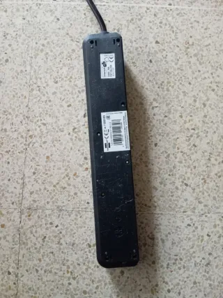 Regleta / Ladrón para 6 enchufes