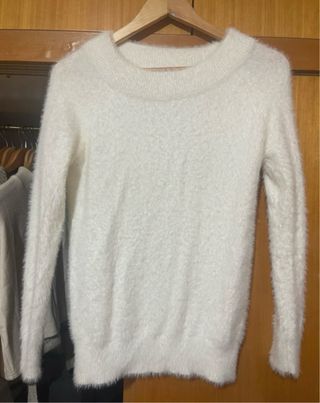 Jersey blanco peludo