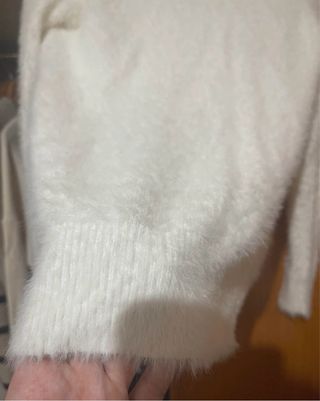 Jersey blanco peludo