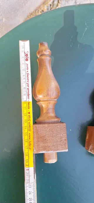 Piedini per mobili vintage in legno