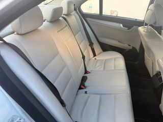 Mercedes-Benz Clase C 2011