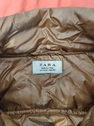 Chaleco Zara Dorado y Verde Oliva