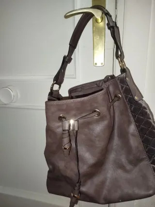 Bolso marrón elegante para otoño