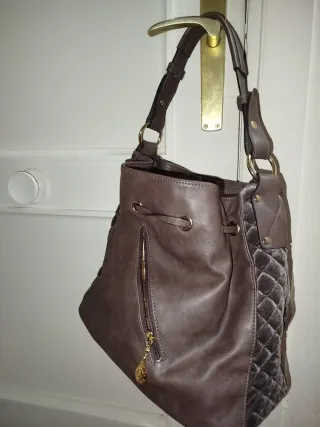 Bolso marrón elegante para otoño
