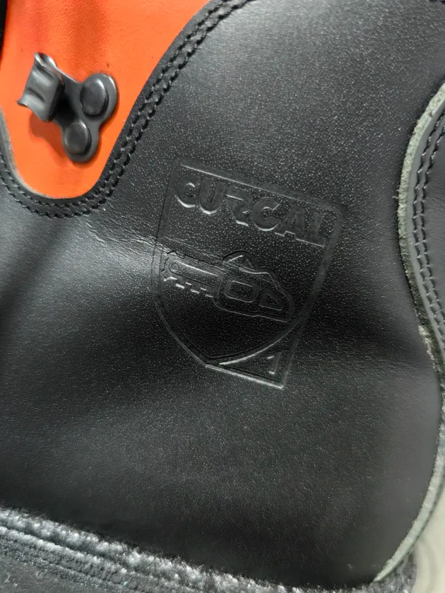 Botas Curgal Forestales Anticorte T-44 (43)