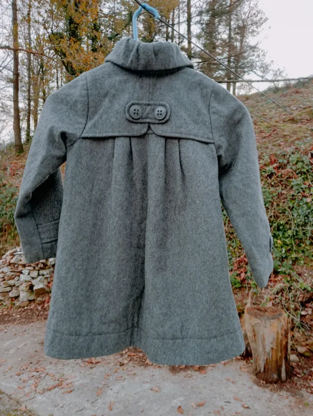 Abrigo gris niña
