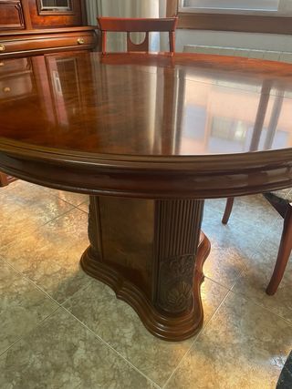 Tavolo da pranzo rotondo vintage e 6 sedie