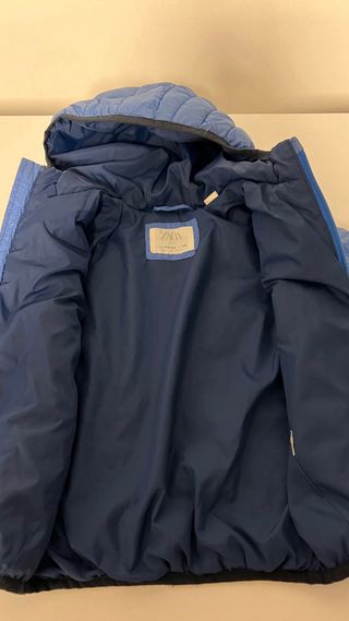 Chaqueta Zara niño azul con capucha