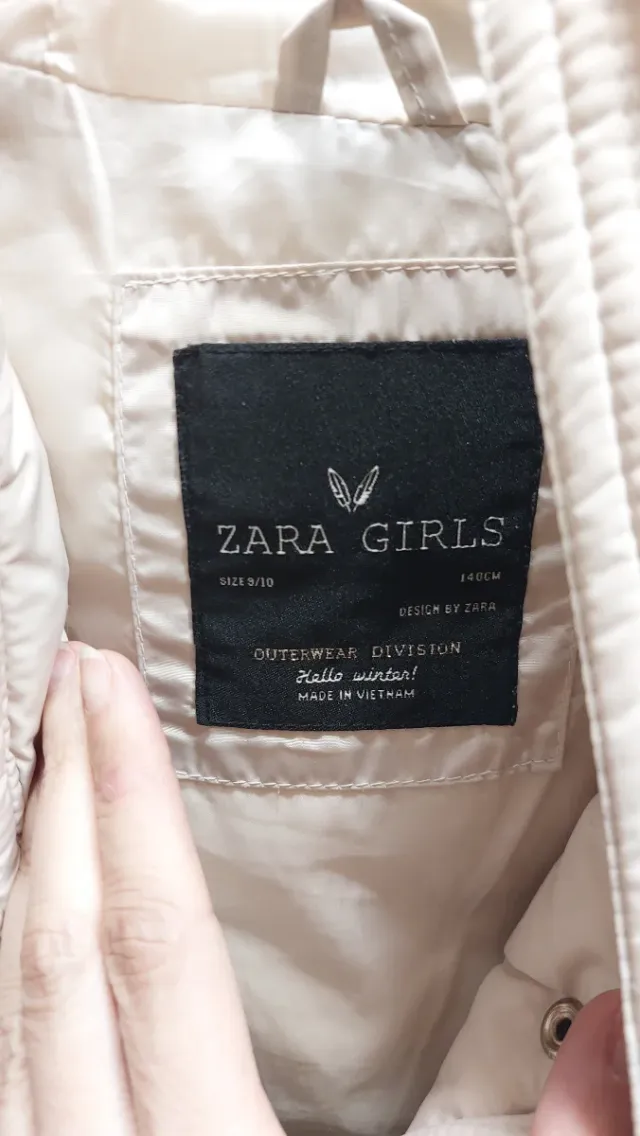 Abrigo niña Zara talla 140