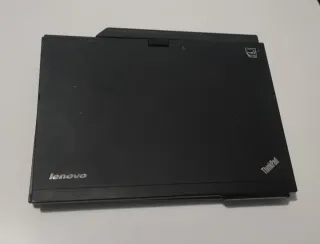 Portátil Lenovo Thinkpad X230T perdido