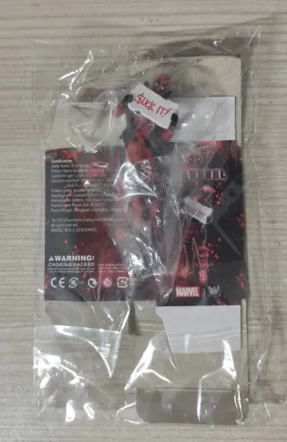 Action Figure Deadpool Suck It!