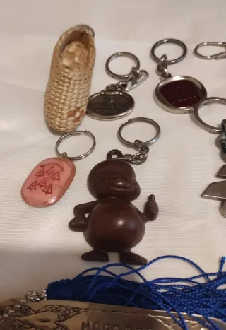 Lote 14 Llaveros Variados