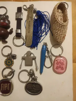 Lote 14 Llaveros Variados