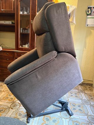 Sillón elevador reclinable motorizado