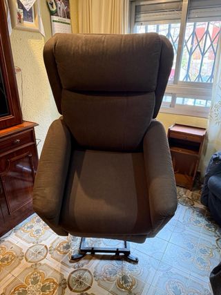 Sillón elevador reclinable motorizado