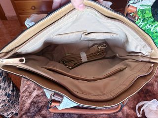 Bolso polipiel beige y marrón