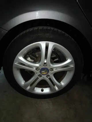 Llantas Mercedes Benz.