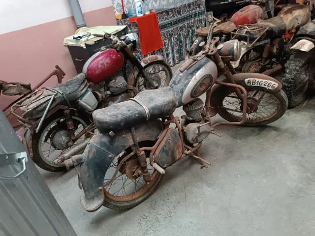 Lote de Motos Clásicas para Restaurar
