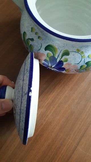 Biscottiera in ceramica dipinta a mano