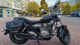 Keeway Superlight 125 Negra