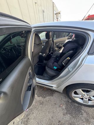 Chevrolet Cruze 2011