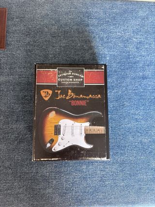 Fender Stratocaster Americana Joe Bonamassa