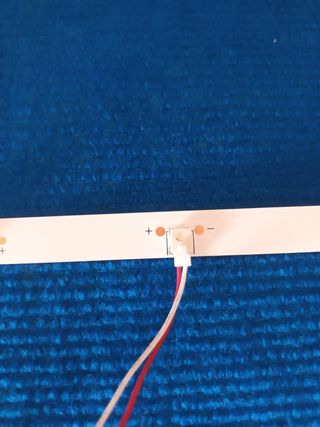 Tiras LED OTV 43AU-5023C