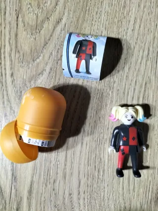 Playmobil Harley Quinn Kinder Sorpresa