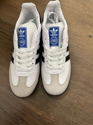 Zapatillas Adidas Samba Beige y Blanco