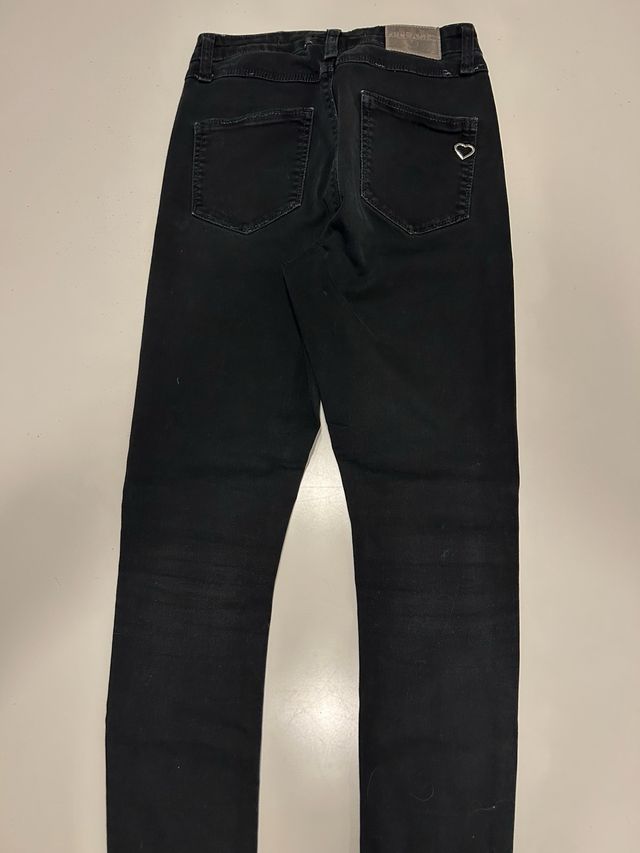 Jeans neri PLEASE con cuore