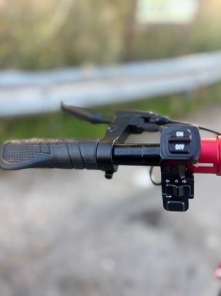 Patinete eléctrico casi nuevo