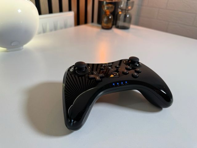 Mando Wii U Pro Original + Cable