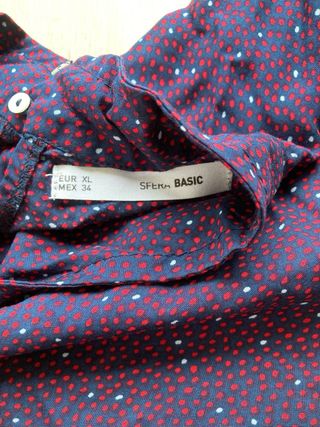 Blusa de Sfera con topos