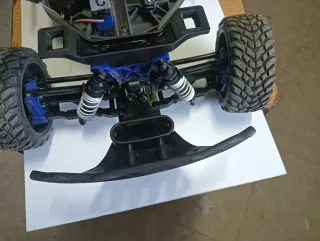 Traxxas 1/10 RC muy nuevo y utilizado poco