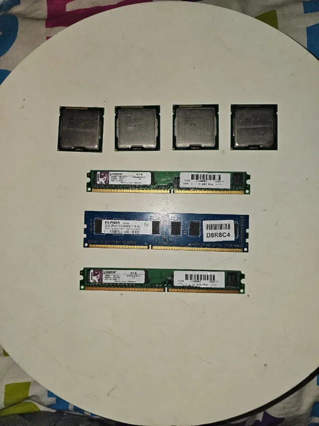 Lote 4 Procesadores Intel i3 + RAMS DDR2/DDR3