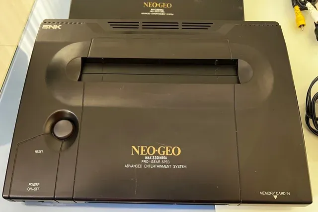 SNK NeoGeo AES Serial Bajo
